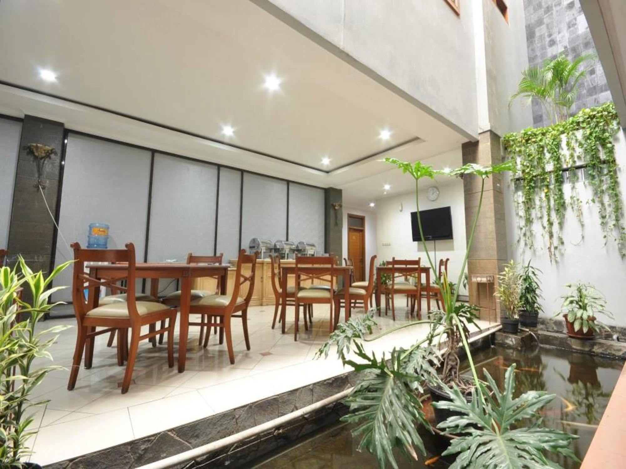 Caryota Hotel Bandung Kültér fotó